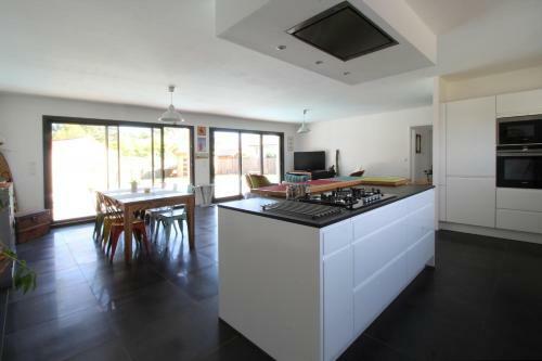 Nouveau : Villa 5 Chambres Avec Piscine