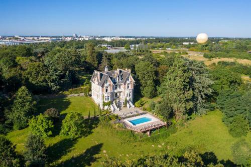 Hotel Ch�teau Des Forges Par Slow Village