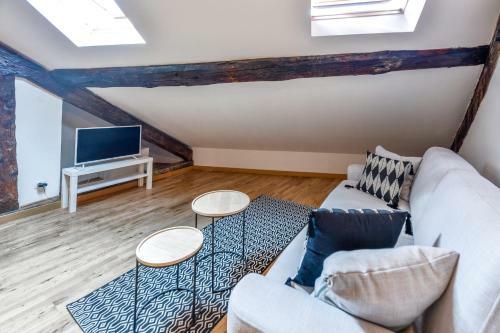 Apartamento Tyni House Furnished Flat