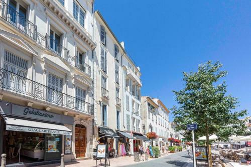 100m2 Duplex Apartment, Glimpse Of The Sea