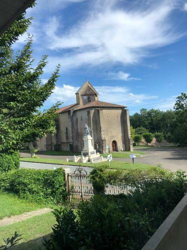 Hotel H�tel Du Lac D'arjuzanx