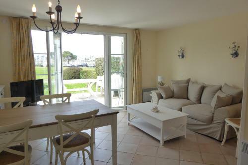 Villa R�f 056 Maison T3 Et Cabine 4 Couchages Arzon