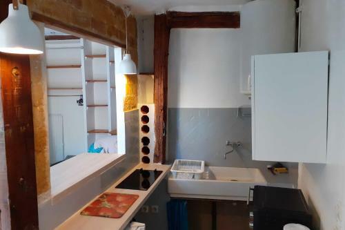 Apartamento Studio de Charme Proche Palais Des Papes