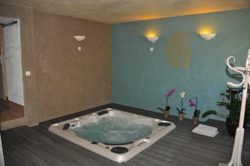 Hostal Gte De Charme Le Figuier