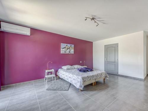 Magnificent Holiday Home In Bize-minervois With Jacuzzi