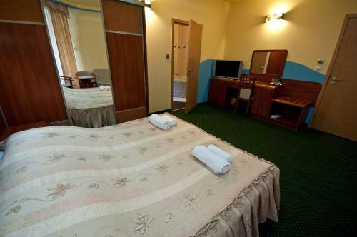 Hotel Linus Art Gallery