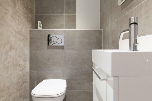 Apartamento On La Croisette: Luxe 2 Bedrooms/ 2 Baths