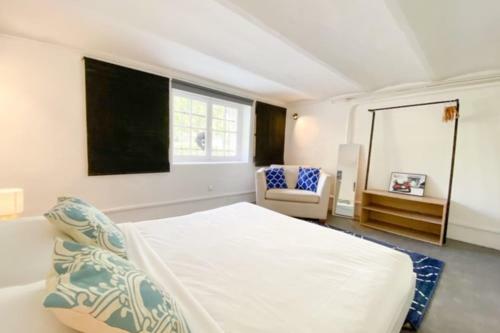 Villa 8 Chambres - 200 M�tres Croisette