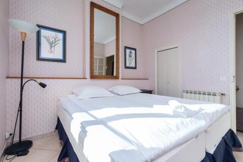 Cannes Apartment Sleeps 8 Wifi T692686