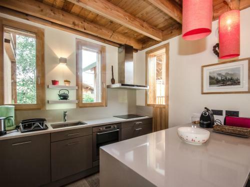 Cozy Chalet In Rhone Alpes With Terrace