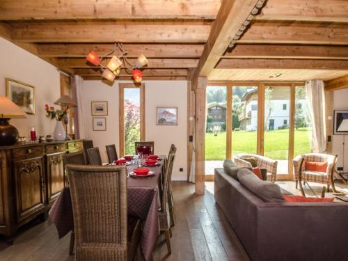 Cozy Chalet In Rhone Alpes With Terrace