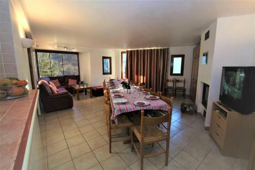 Apartment Ecureuil 200m2 Living Room With Fireplace