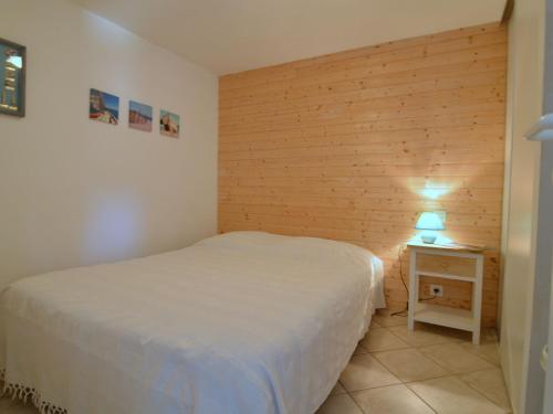 Charming Villa In Les Sables D'olonne With Garden
