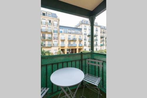 Family Apartment In Disneyland