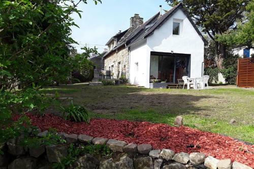 Holiday Home Crozon - Bre06110h-f