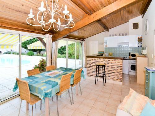 Holiday Home Saint Antoine - Bqy400