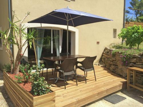 Splendid Cottage In Faucon With Swimming Pool