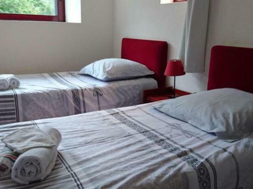 G�te Ferri�res-sur-sichon, 4 Pi�ces, 8 Personnes - Fr-1-489-212
