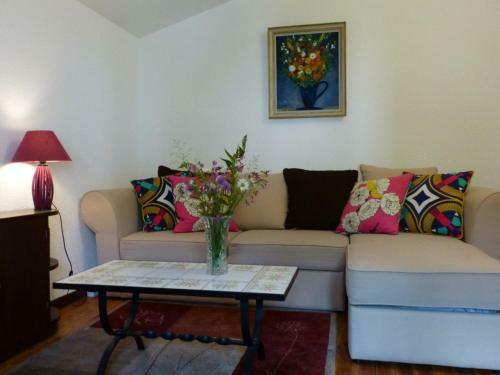 G�te Ferri�res-sur-sichon, 4 Pi�ces, 8 Personnes - Fr-1-489-212