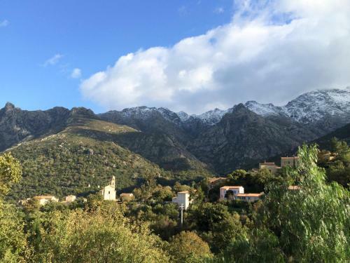 Feliceto Villa Sleeps 8 With Pool Air Con And Wifi