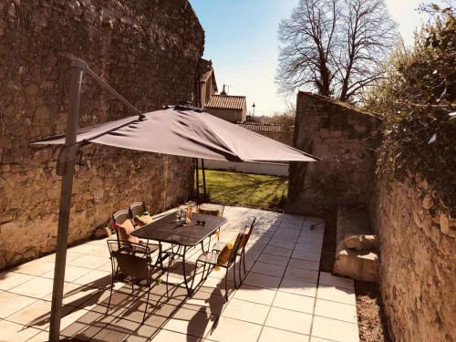 3-bed Farmhouse With Heated In Ground Pool