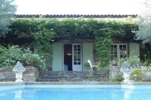Splendid House On The Heights Of Grimaud