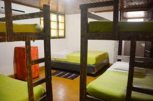 Colonial Hostel & Camping