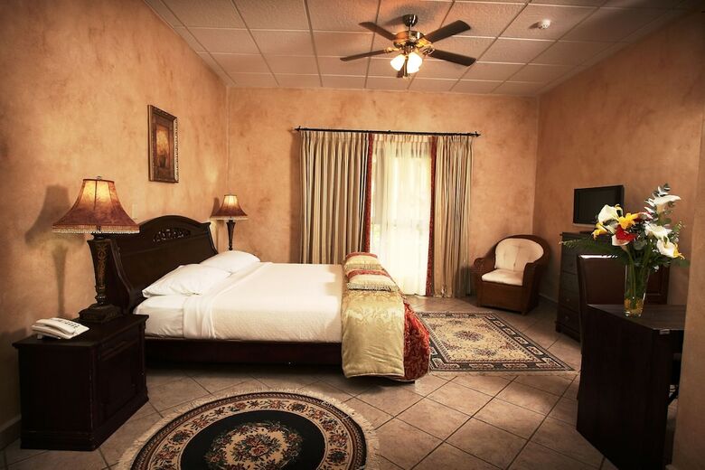 Hotel Valle Escondido Resort Golf & Spa