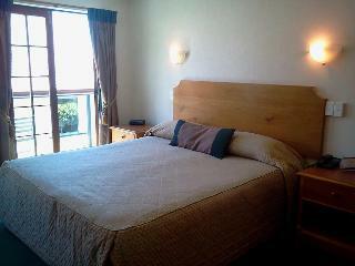 Aparthotel City Suites