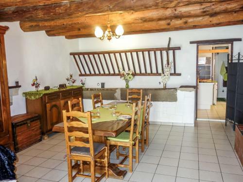 Holiday Home Le Mas de La Fourmili�re