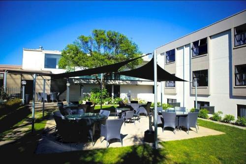 The Devon Hotel And Conference Centre