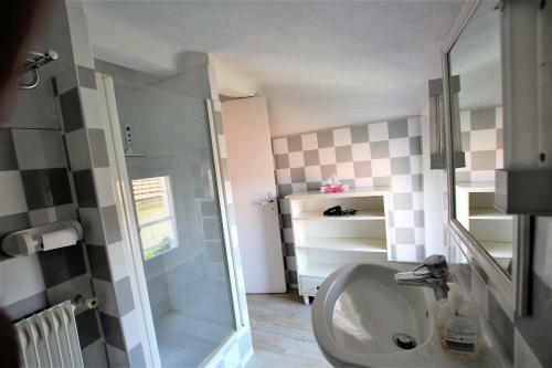 Atypical Villa In The Old Town