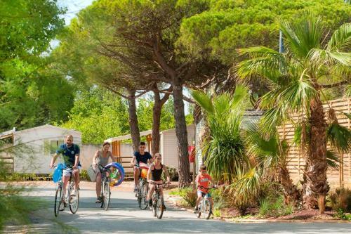 Mobil Home Camping La Marine 3ch 6 Pers Camping 4