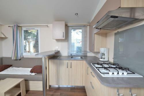 Mobil Home Camping La Marine 3ch 6 Pers Camping 4