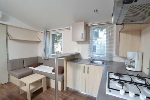 Mobil Home Camping La Marine 3ch 6 Pers Camping 4