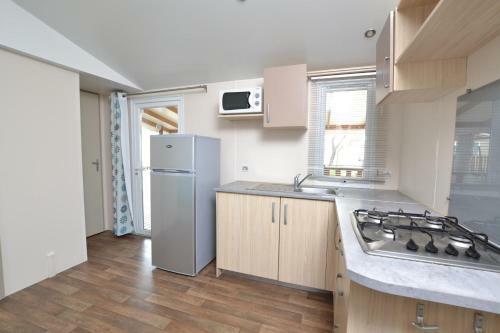 Mobile Home Au Camping La Marine - 2ch6 Pers Camping 4