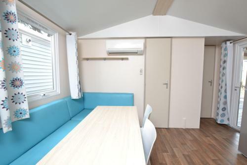 Mobile Home Au Camping La Marine - 2ch6 Pers Camping 4