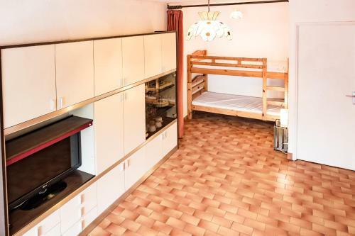 Apartment Close To The Sea
