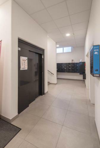 Apartamento Quentin -appartement Proche Gare, Arriv�e 24 24