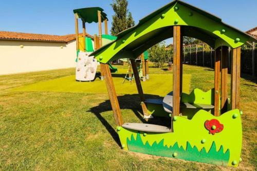 Charming 2-bed House In Les Forges With Pool