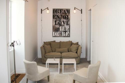 Les Portes-en-re Villa Sleeps 6