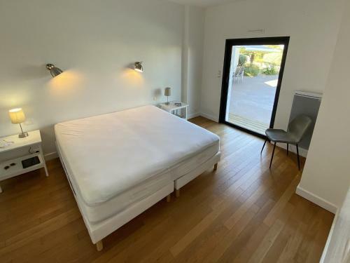 Une Grande Villa Avec Piscine Aux Sables D Olonne