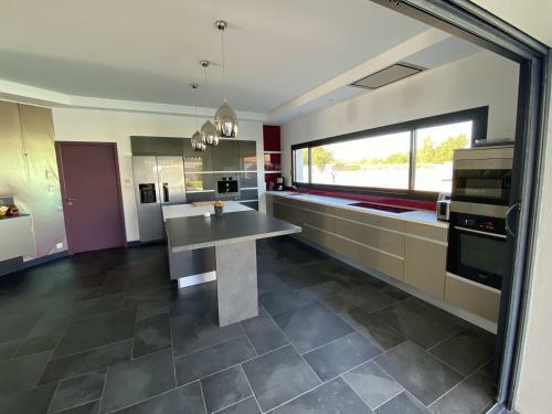 Une Grande Villa Avec Piscine Aux Sables D Olonne