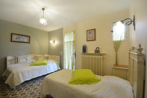 Le Jardin Proven�al 1