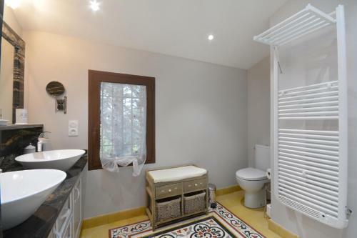 Le Jardin Proven�al 1