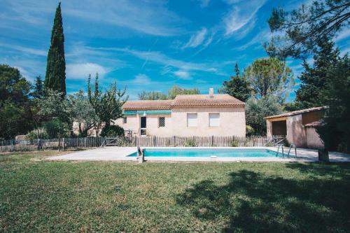 Charming Secluded House With A Private Outdoor Pool