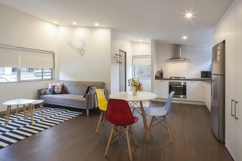 22 Hallenstein Apartment (m2)