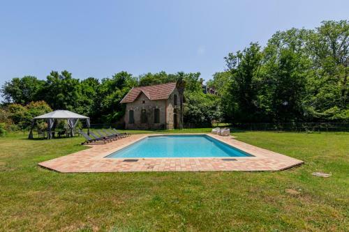 Le Fousseret Chateau Sleeps 14 Pool Wifi