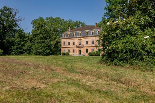 Le Fousseret Chateau Sleeps 14 Pool Wifi