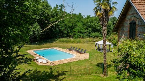 Le Fousseret Chateau Sleeps 14 Pool Wifi